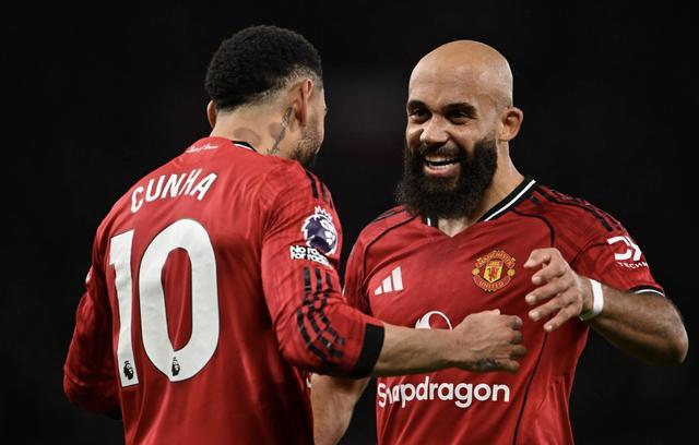 开云电脑版-新援们表现出色，电讯报：曼联新的引援策略终于开始见效