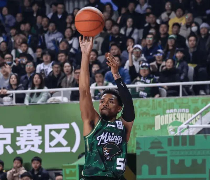 开云注册入口-同曦双核齐爆是真恐怖！汉兹+郭昊文轰74分，攻坚拉满却无缘集训